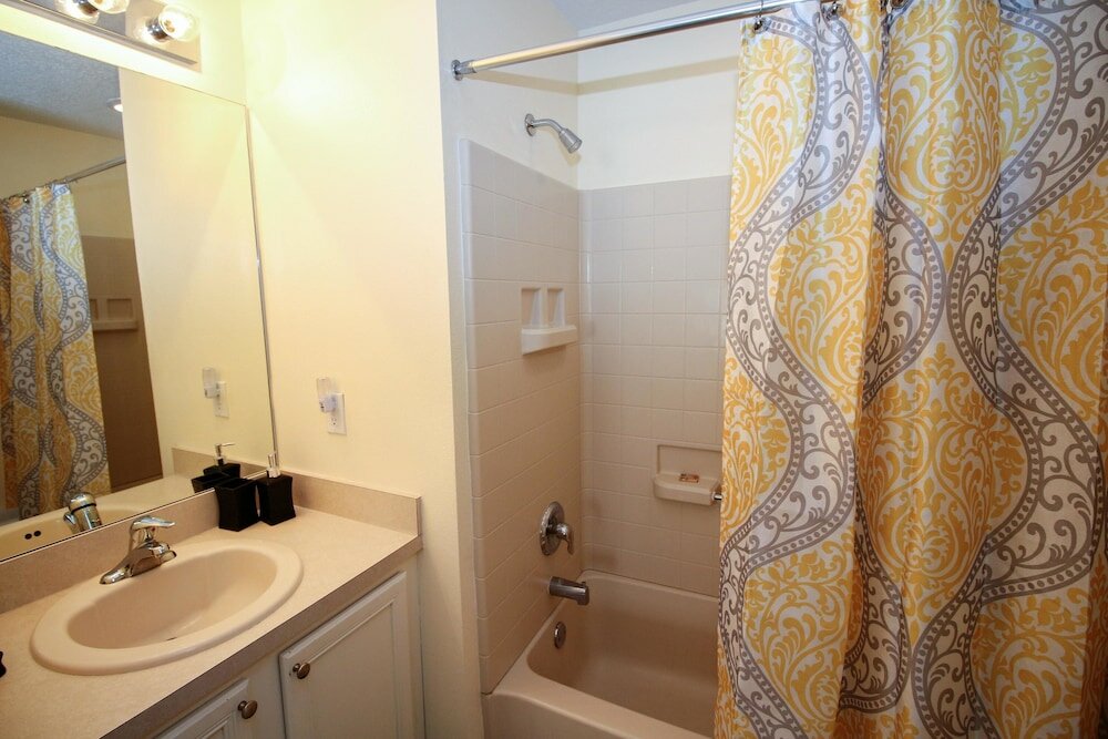 Фото Allamanda Holiday Home 4 Bedroom