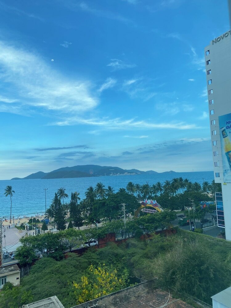 Фото Happy Light Central Nha Trang