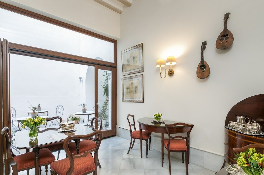 Фото Hotel Amadeus