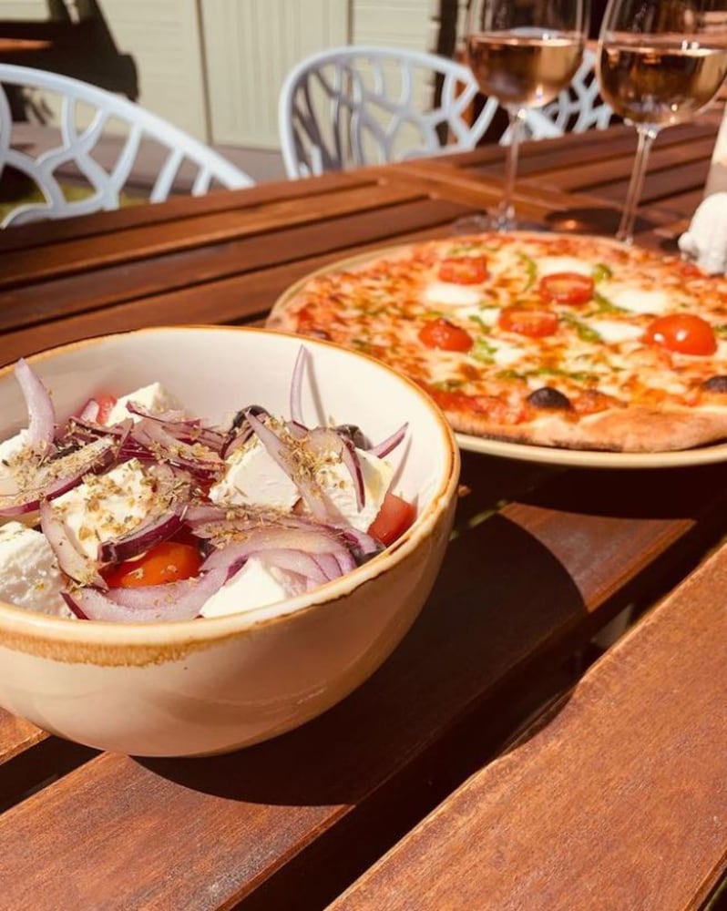 Фото Stattons Hotel & Restaurant