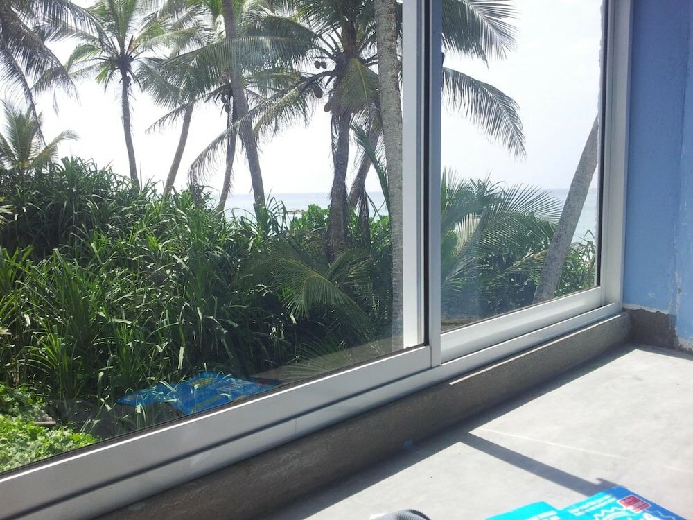 Фото Malika Yellow House