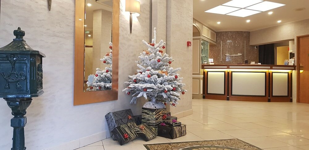 Фото Hotel Champerret Elysees