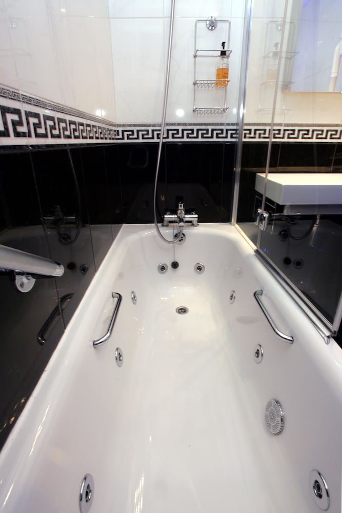 Фото Rhodes Hotel