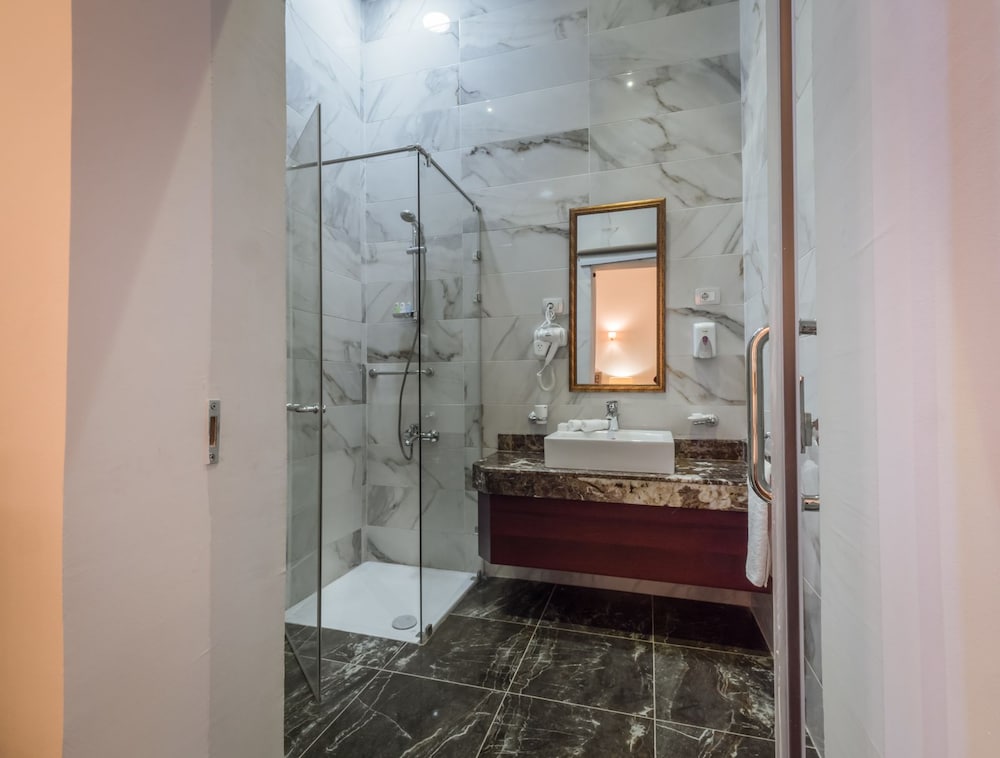 Фото 1920s Boutique Hotel and Restaurants