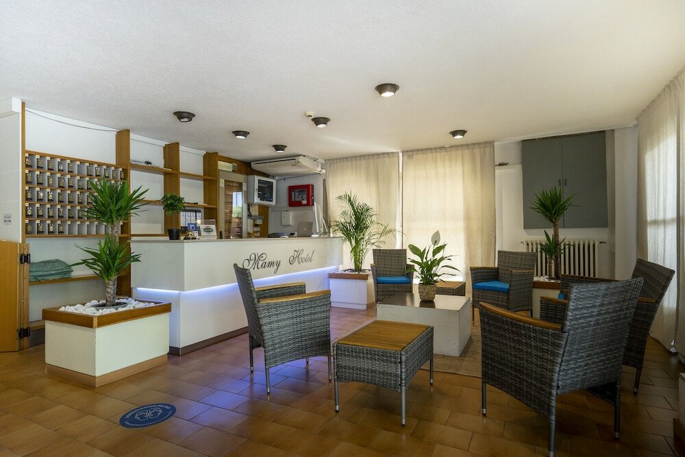Фото Hotel Mamy