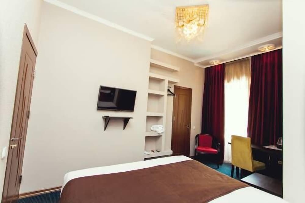 Фото Shadow Boutique Hotel & SPA