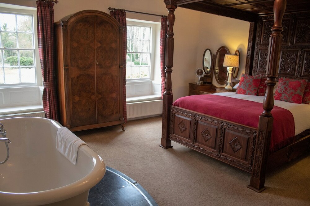 Фото Rollestone Manor