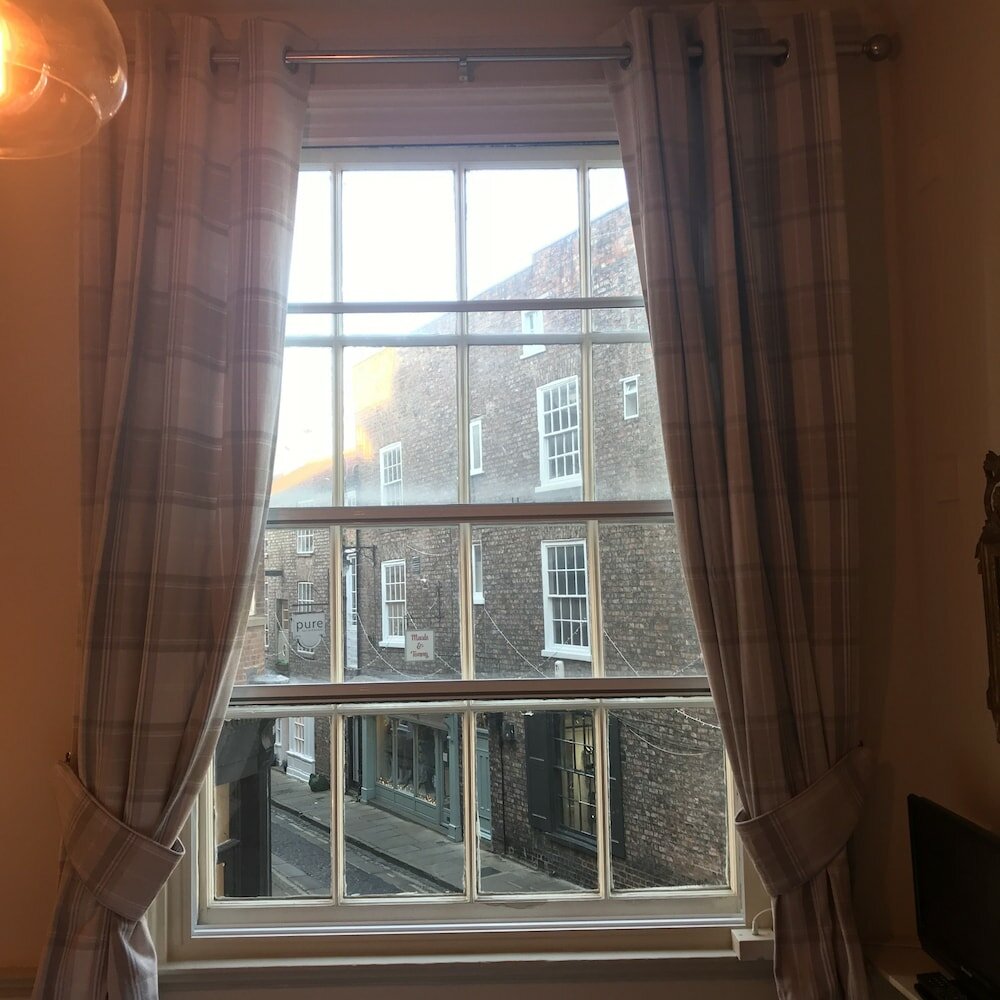 Фото Galtres Lodge Hotel