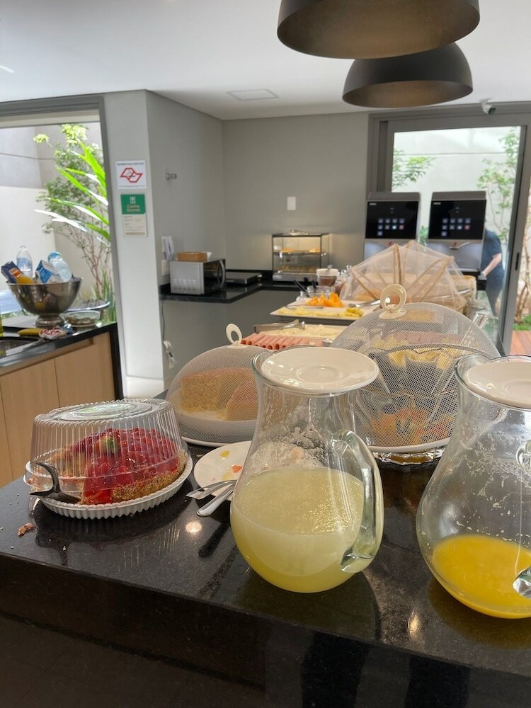 Фото Cozzy Suítes Paraíso Hotel