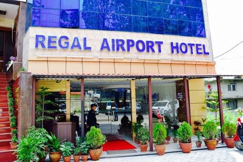 Внешний вид отеля Regal Airport Hotel в Катманду, фото 1