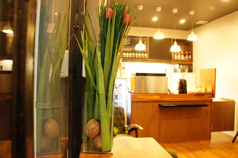 Фото Wealth 30th Apartment