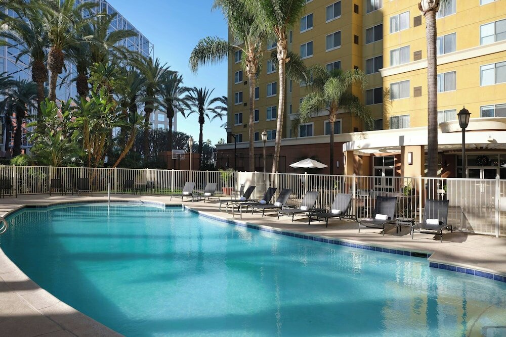 Фото Residence Inn by Marriott Anaheim Resort Area