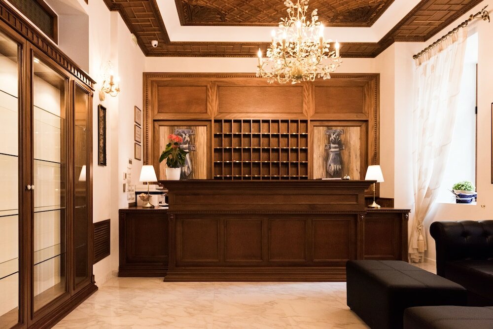 Фото отеля 2