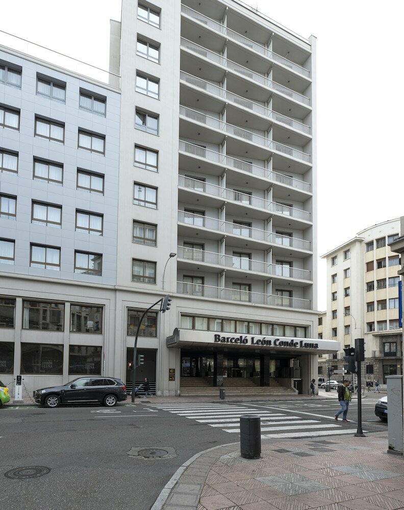 Фото Barceló León Conde Luna