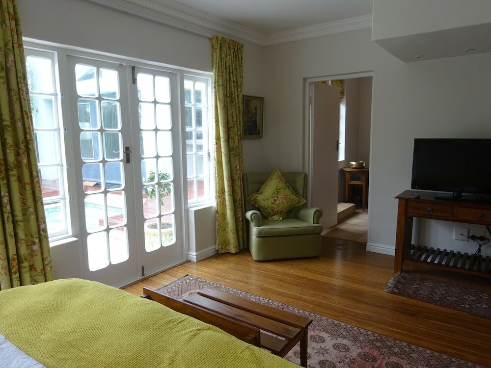 Фото Walker Bay Manor