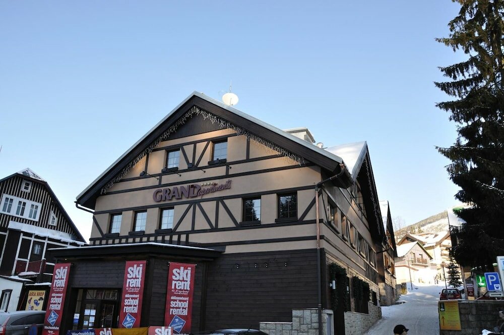 Фото Grand Apartments