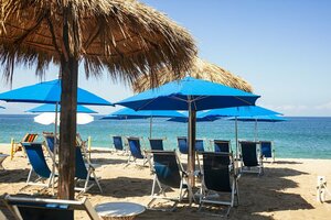 Гостиница Blue Chairs Resort by the Sea