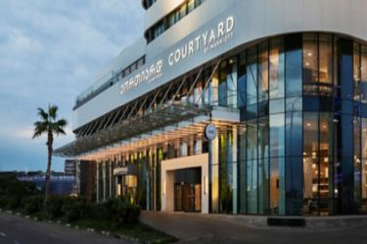 Фото Courtyard by Marriott Batumi