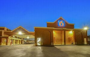 Гостиница Motel 6 Lester, Pa - Philadelphia Airport