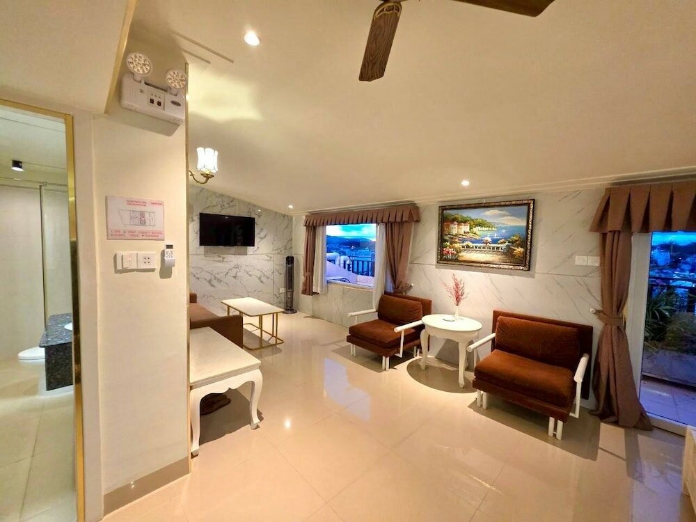 Фото Tulip Hotel 3