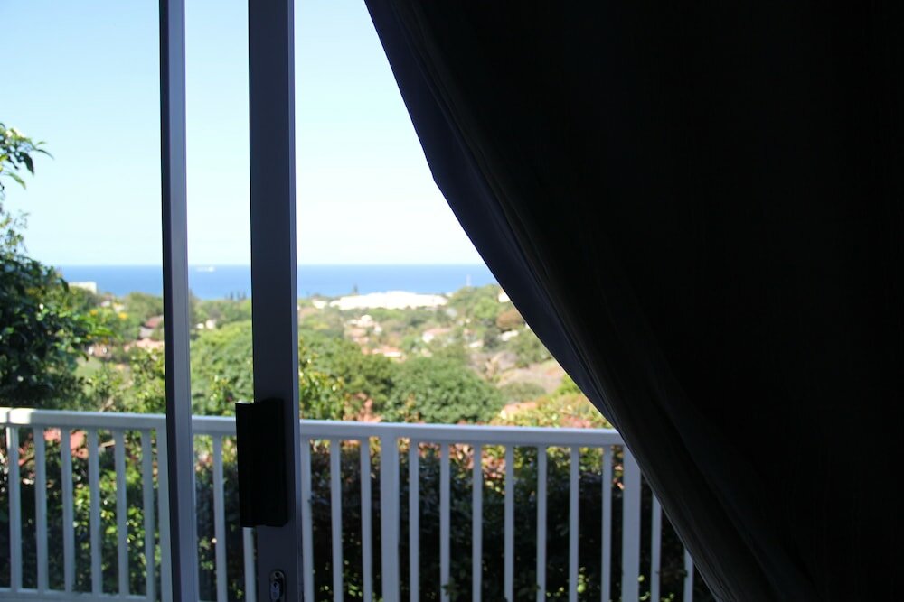 Фото Seaview Manor Exquisite Bed & Breakfast