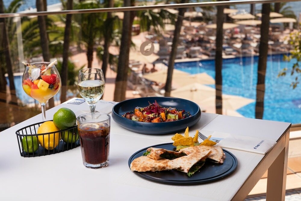 Фото Hotel Thb Los Molinos