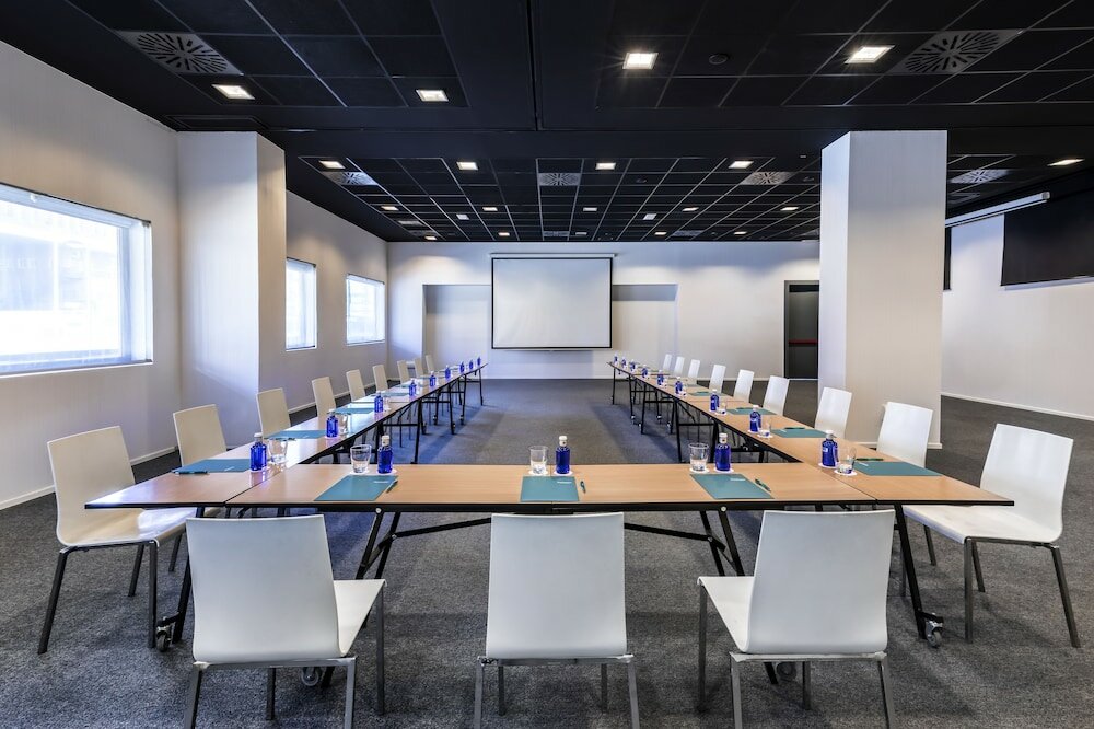 Фото Hotel Zentral Castellana Norte