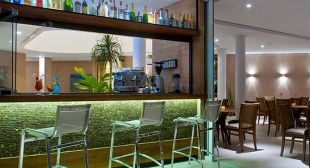 Фото Abayomi Hotel