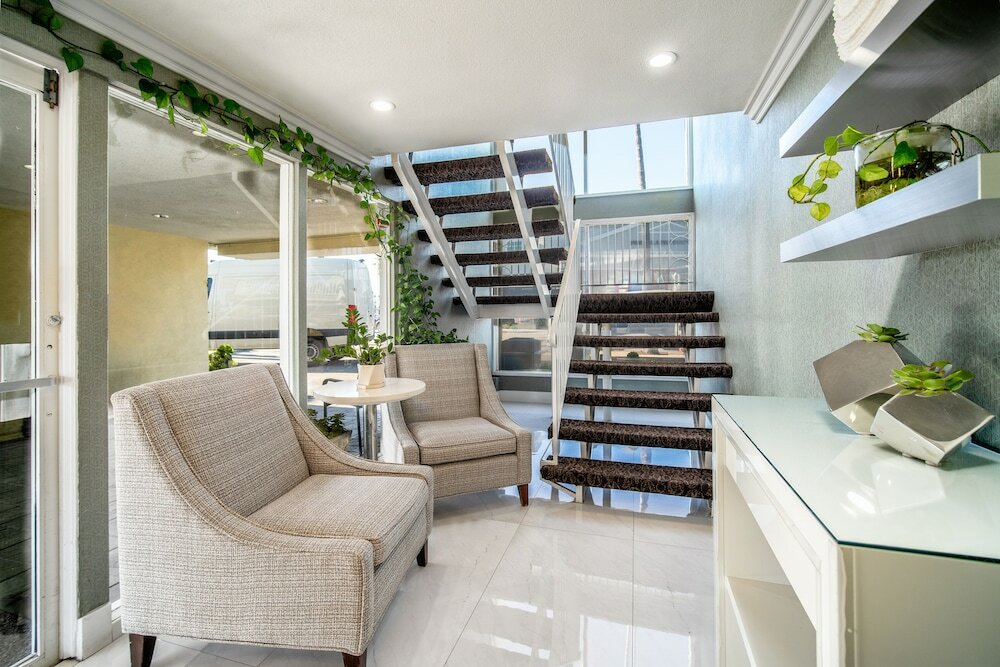 Фото Little Inn by The Bay Newport Beach