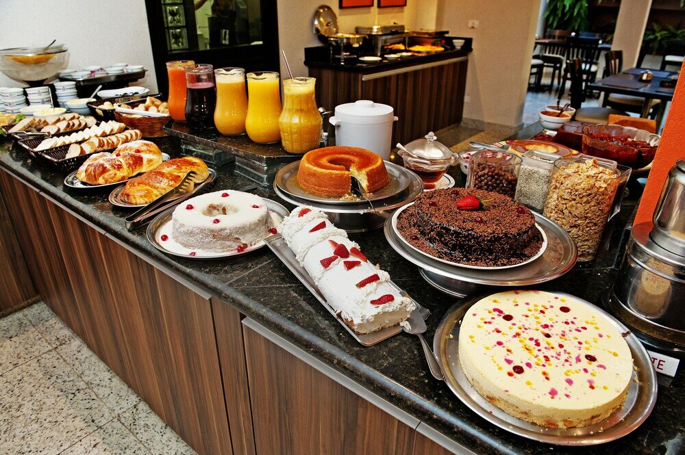 Фото Hotel Metropolitan