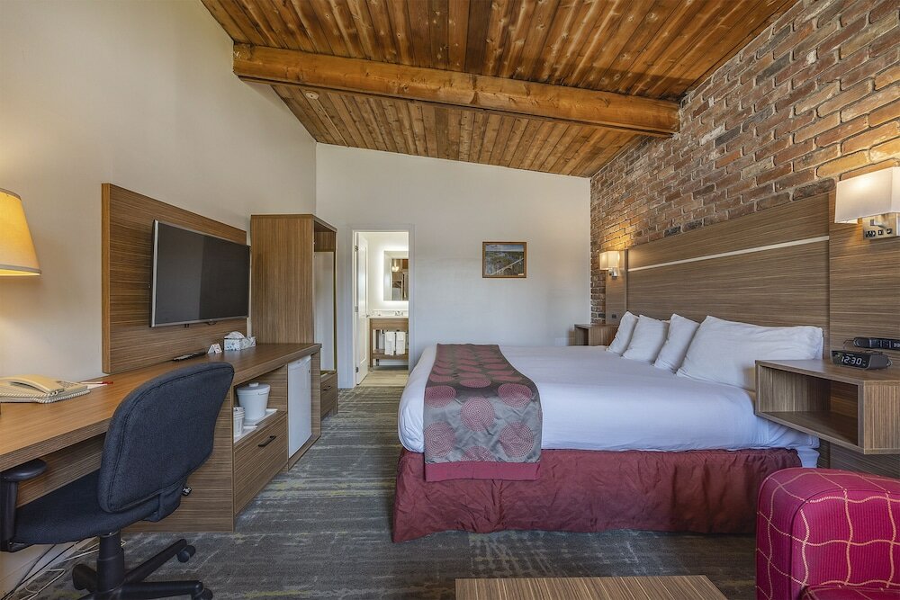 Фото Ramada by Wyndham 1000 Islands/Gananoque