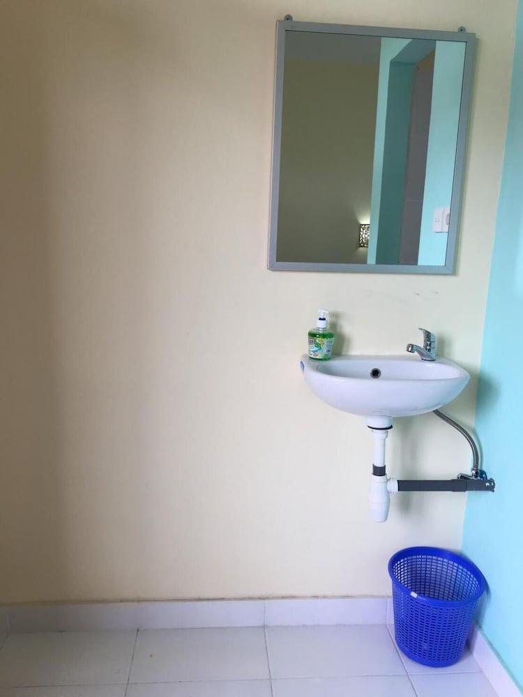 Фото Repag Wayan Canggu Hostel