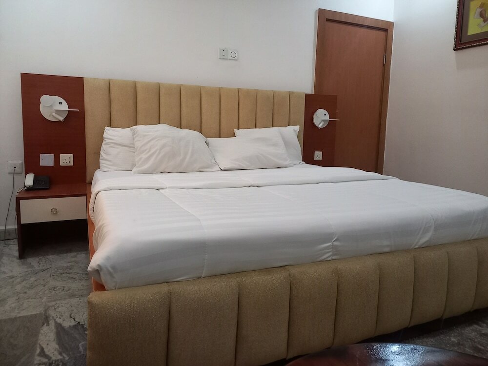 Фото 3J's Hotel Ltd