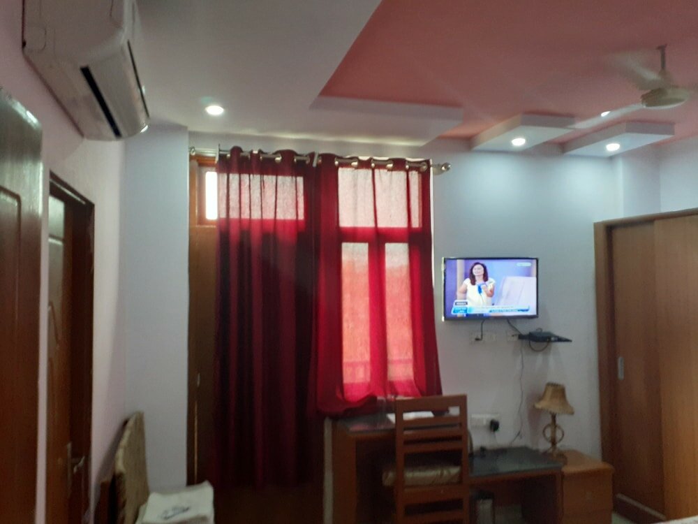 Фото Airport Sky Inn