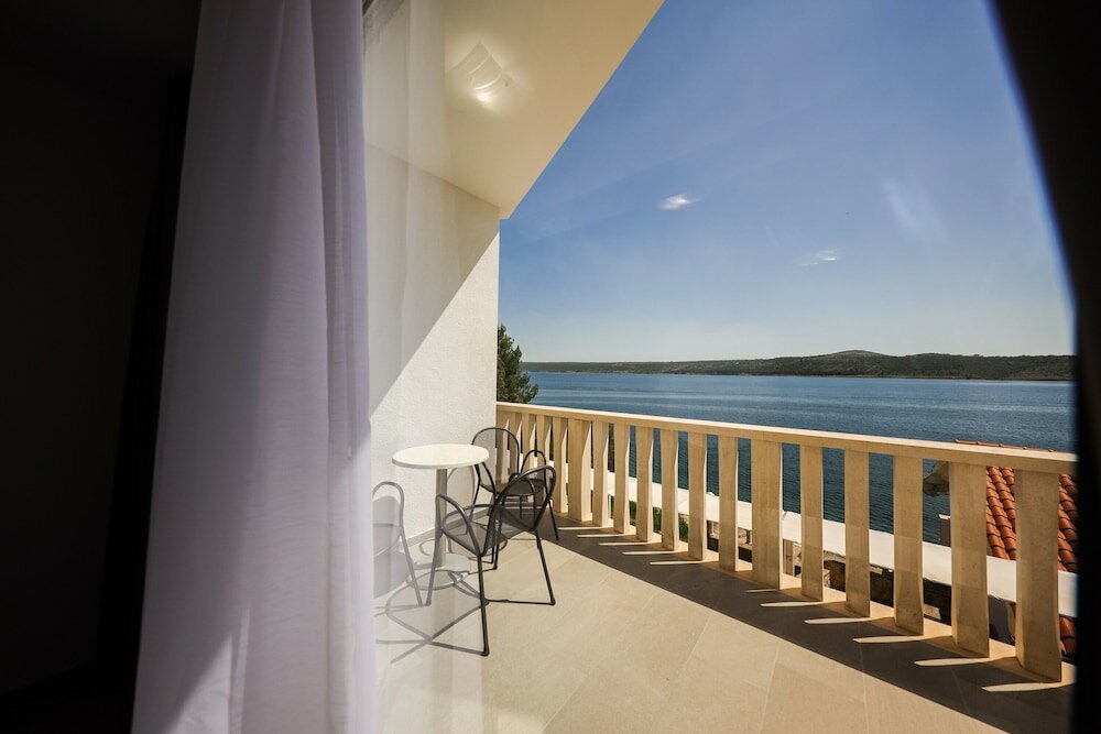 Фото Hotel Lucija