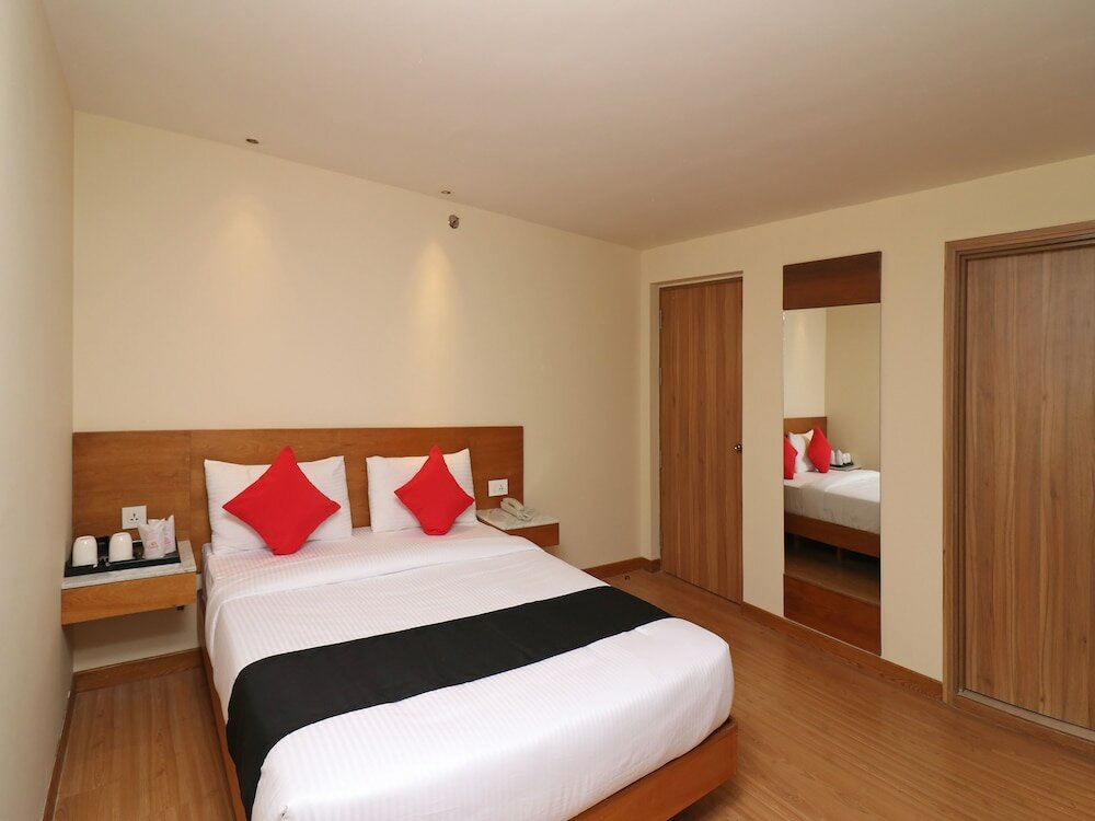 Фото The Orion Plaza