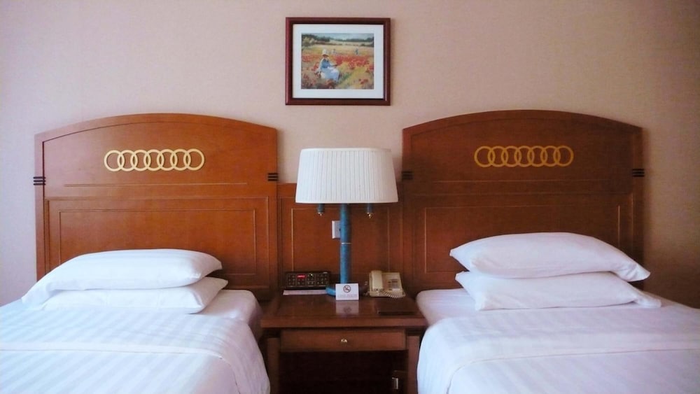 Фото Luxemon Hotel Shanghai Pudong