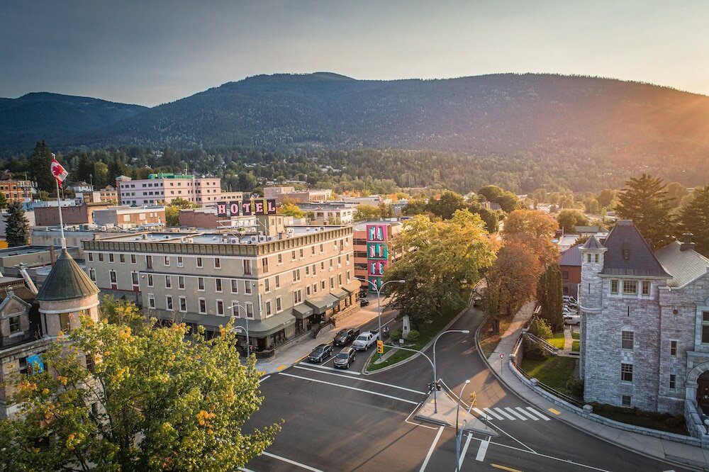 Фото отеля 2