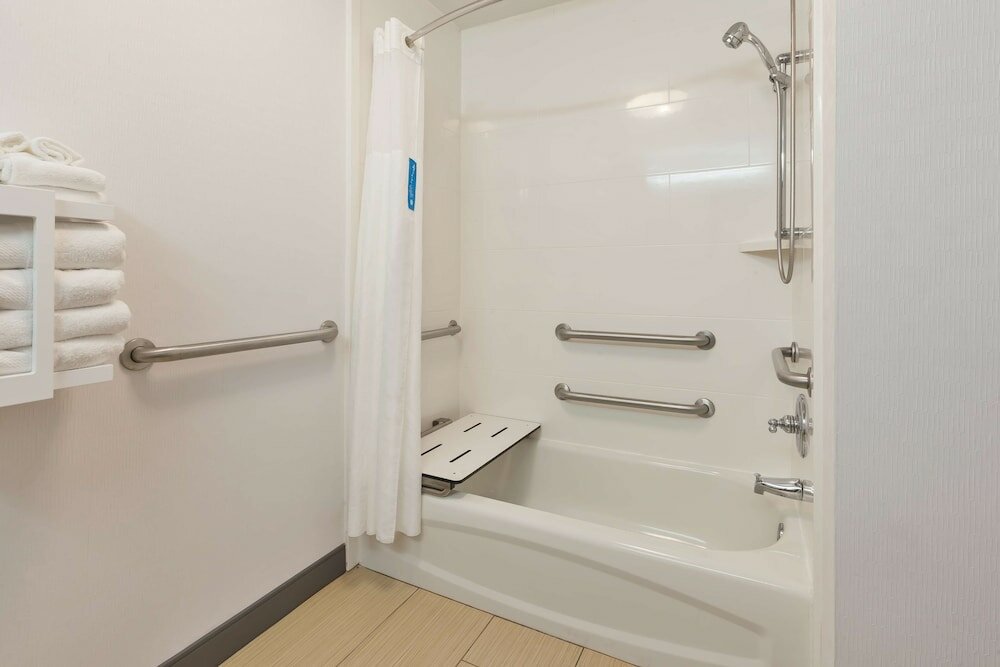 Фото Hampton Inn Cincinnati Airport - North