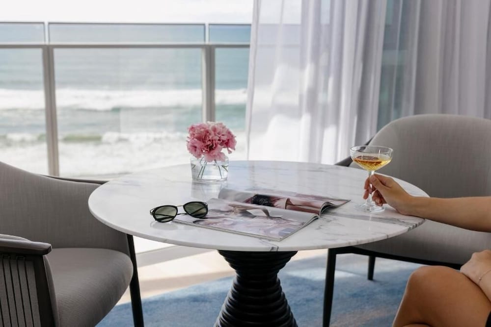 Фото The Langham Gold Coast