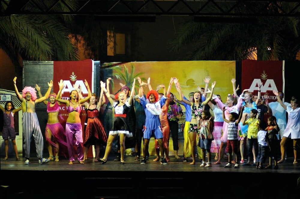 Фото Grand Oasis Resort