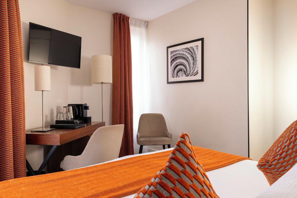 Фото Hotel Elysees Bassano