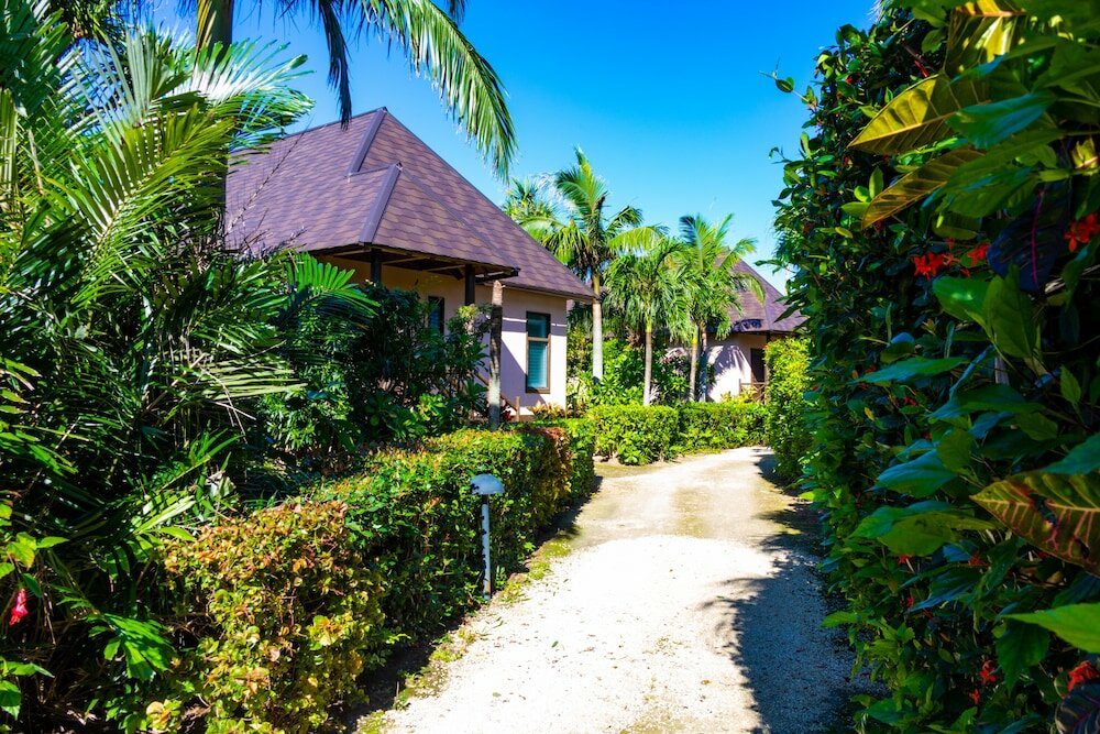Фото Ishigaki Seaside Hotel