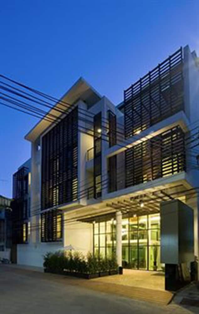 Hotel Amber Boutique Silom Hotel, Bangkok, photo