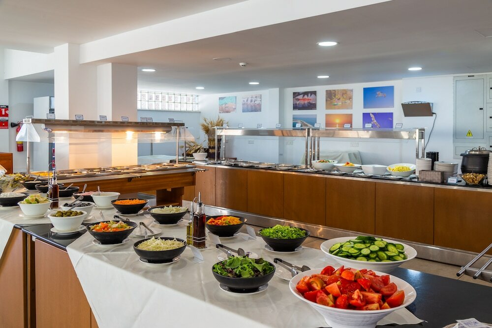 Фото Tetyk Hotel Apartments