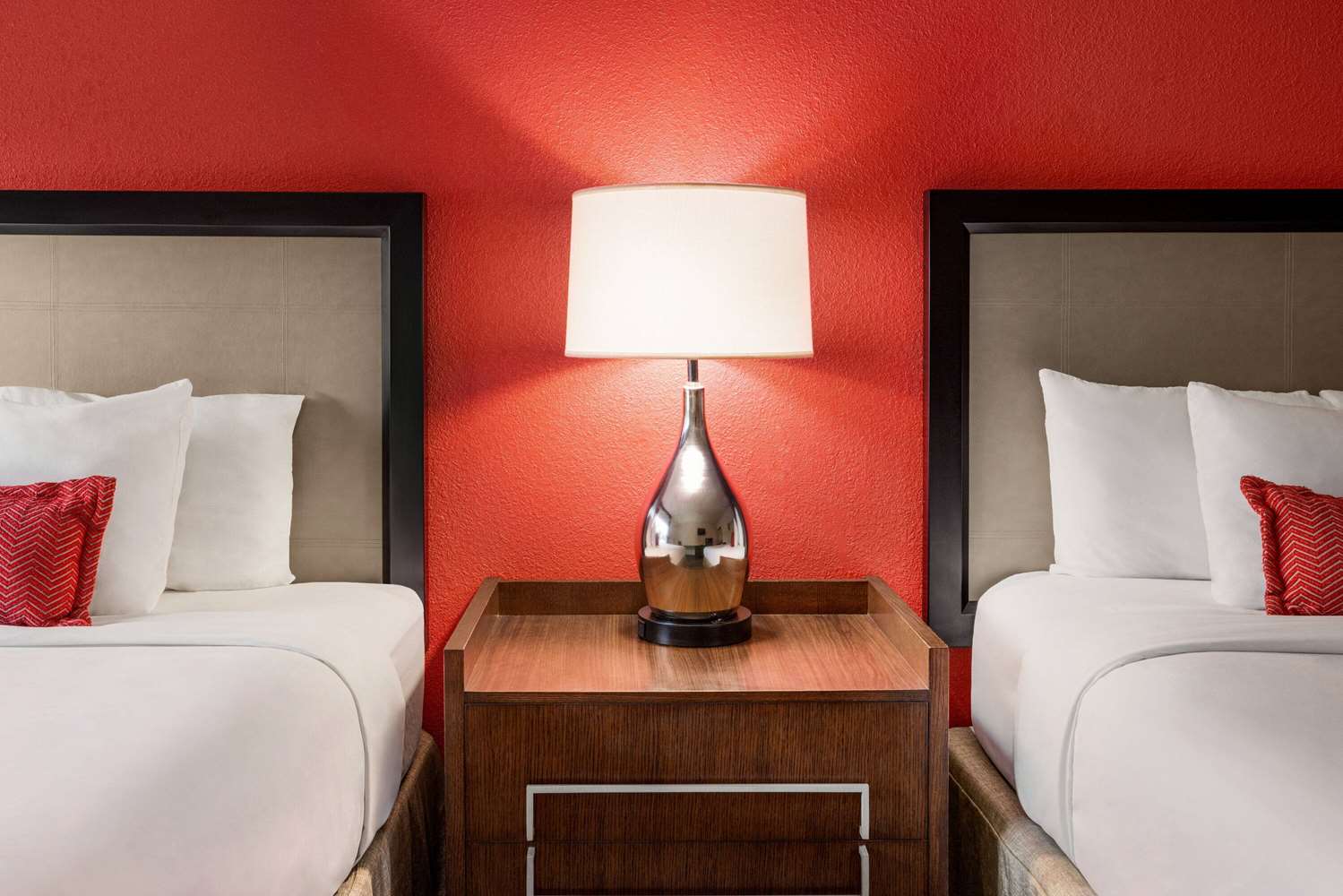 Фото Ramada by Wyndham Albuquerque Airport