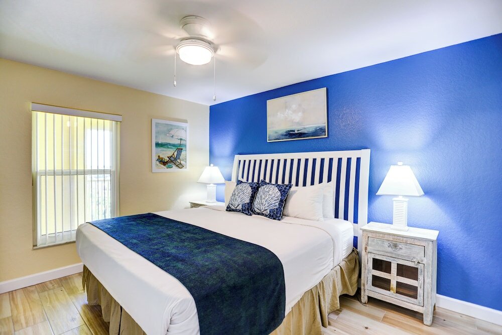 Фото Surf Beach Resort by Sunsational Beach Rentals