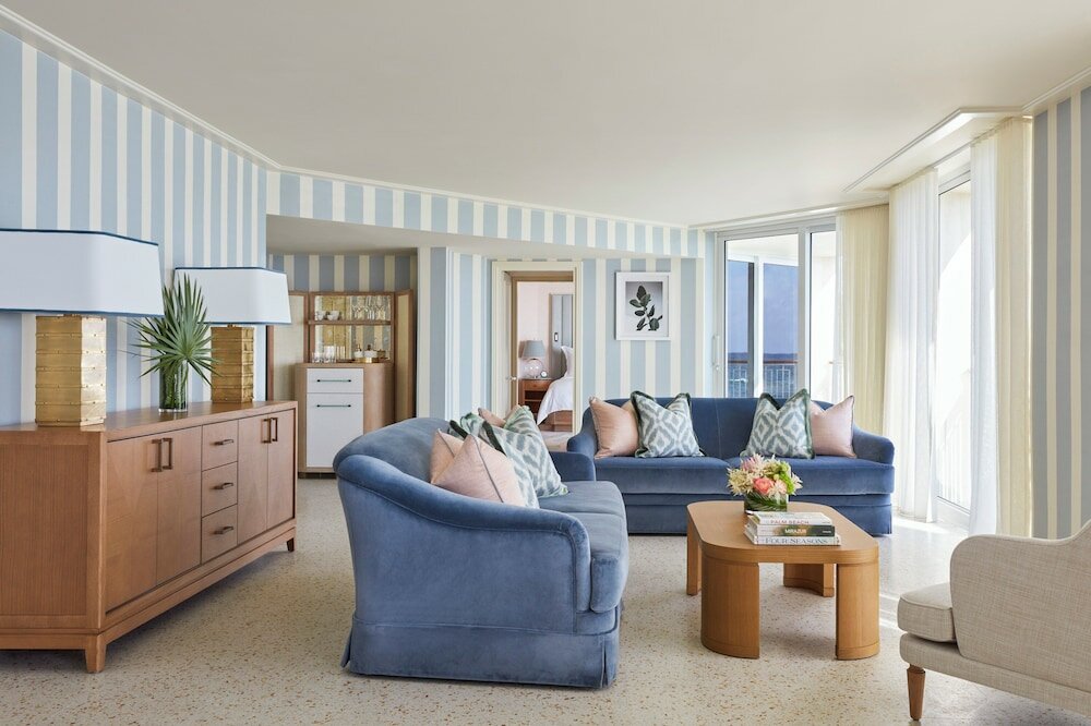 Фото Four Seasons Resort Palm Beach