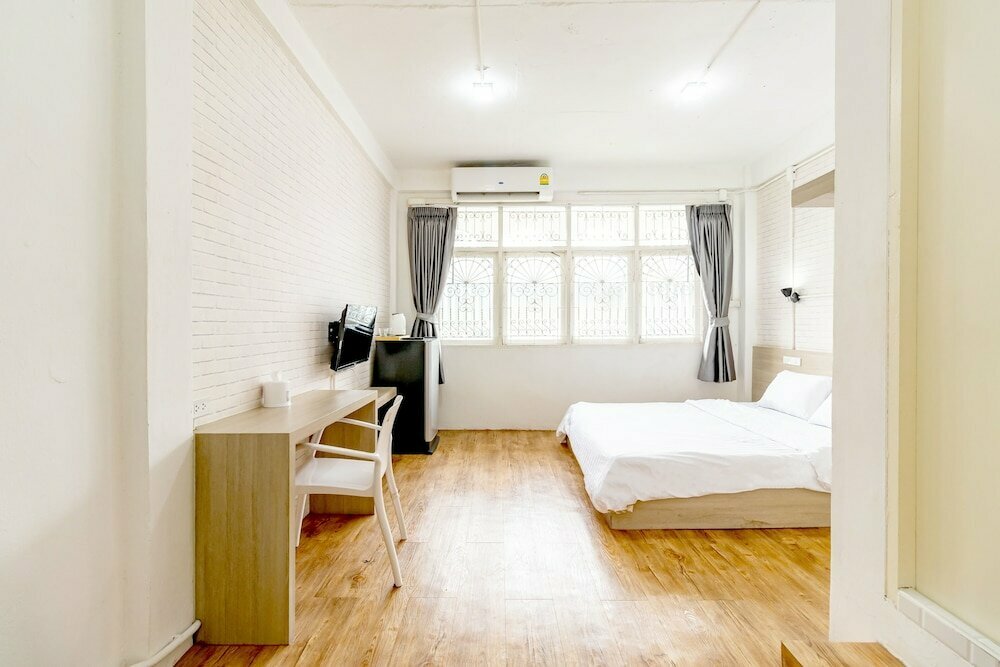 Hotel Ze Residence Bang Aor, Bangkok, photo