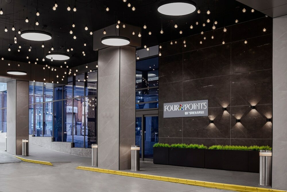 Фото Four Points by Sheraton Flushing